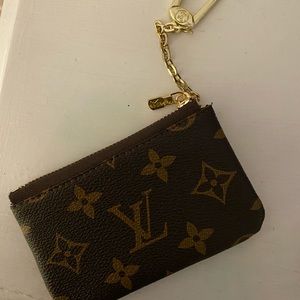 non authentic louis vuitton coin pouch